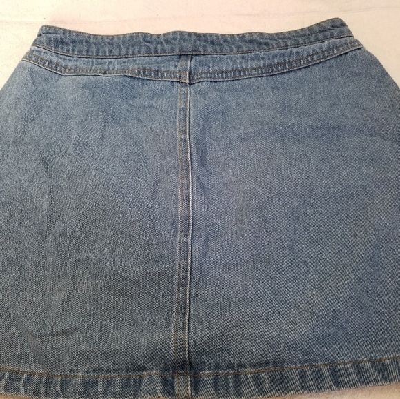 Forever 21 Dresses & Skirts - Denim skirt